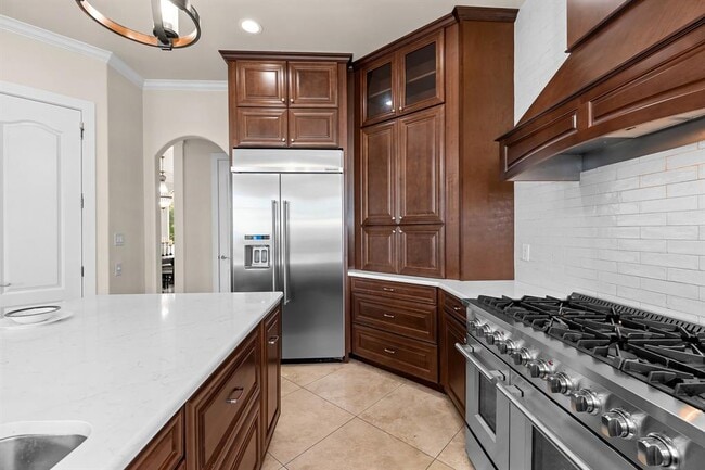 Building Photo - 1400 Camelback