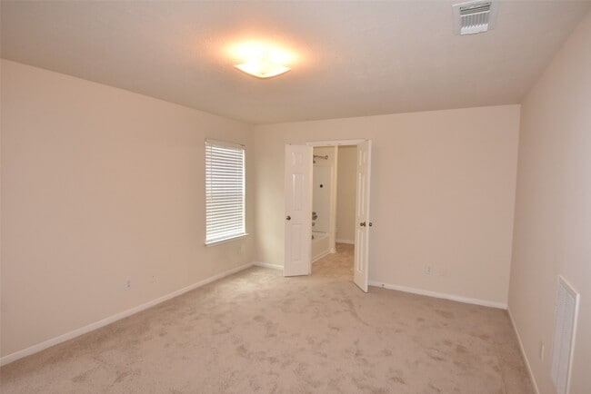Building Photo - 1035 Junction Ct