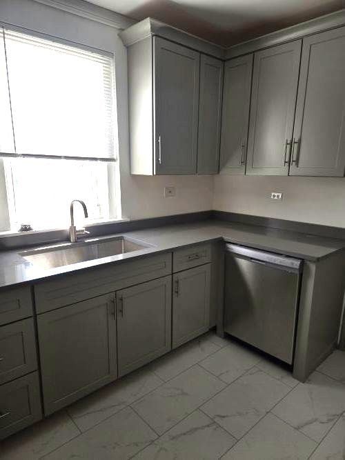 Building Photo - 15210 S State St