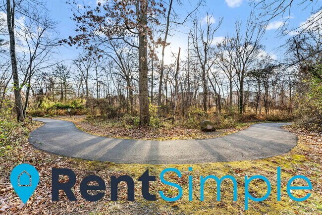 Building Photo - 13136 Ashnut Ln