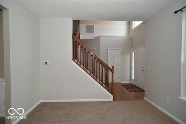 Building Photo - 5742 Cantigny Way N