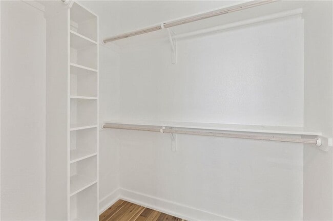 Building Photo - 2711 Willow St