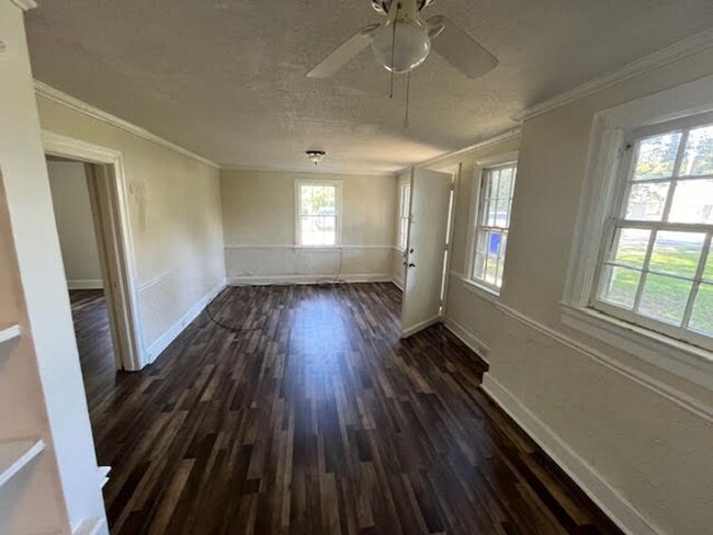 Building Photo - 812 Rhem St