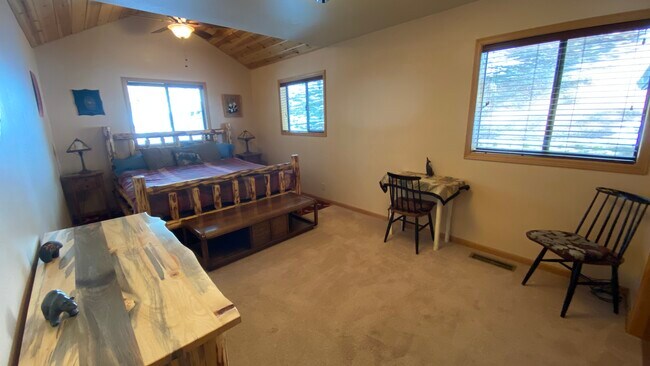 Bedroom 2 King - 26927 Manzanita Ct