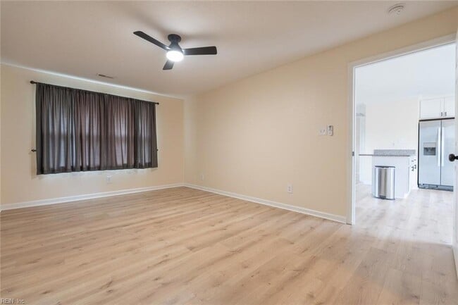 Building Photo - 3528 Chester St