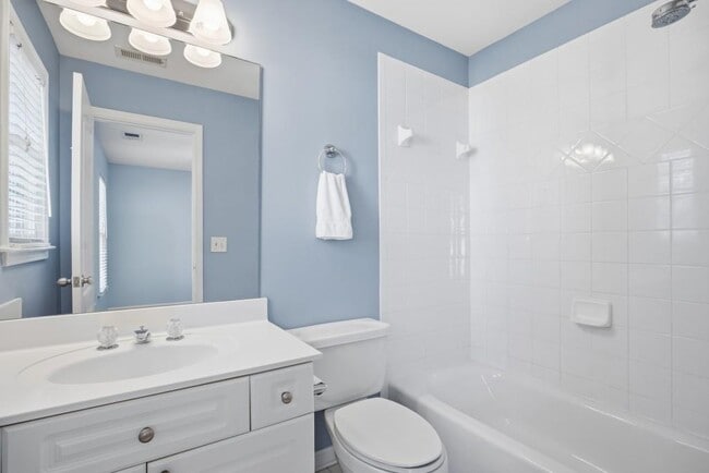 Building Photo - 1287 Harris Commons Pl