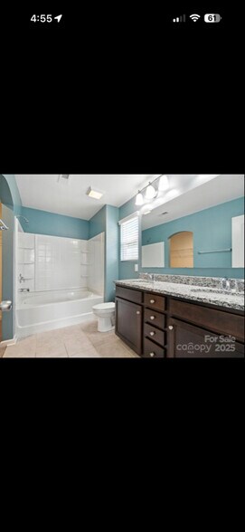 Building Photo - 940 Von Buren Blvd