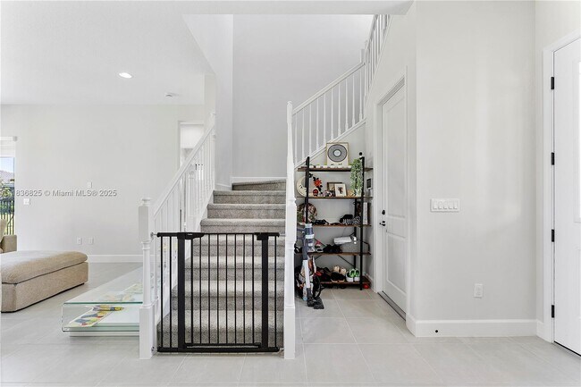 Building Photo - 14458 Spruce Pne Dr