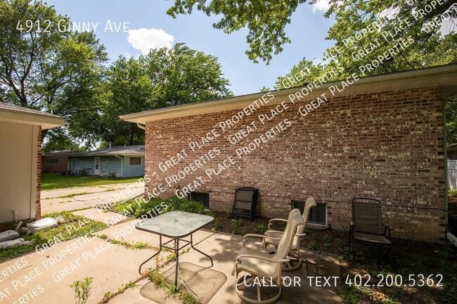 Building Photo - 4912 Ginny Ave