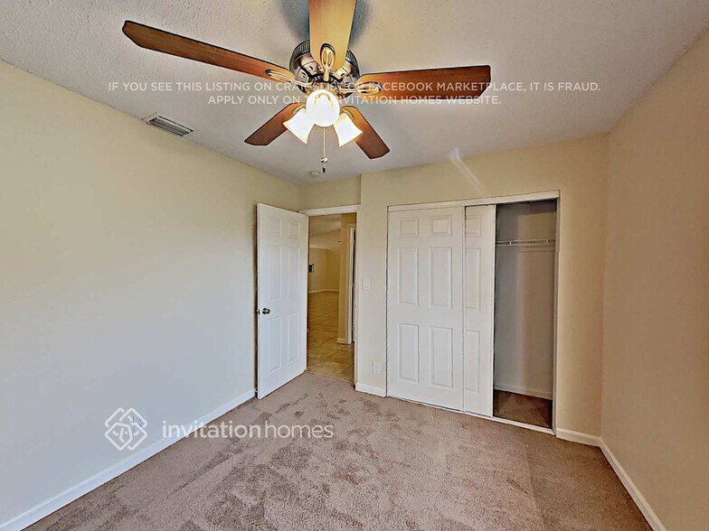 Building Photo - 7670 NW 88th Ln