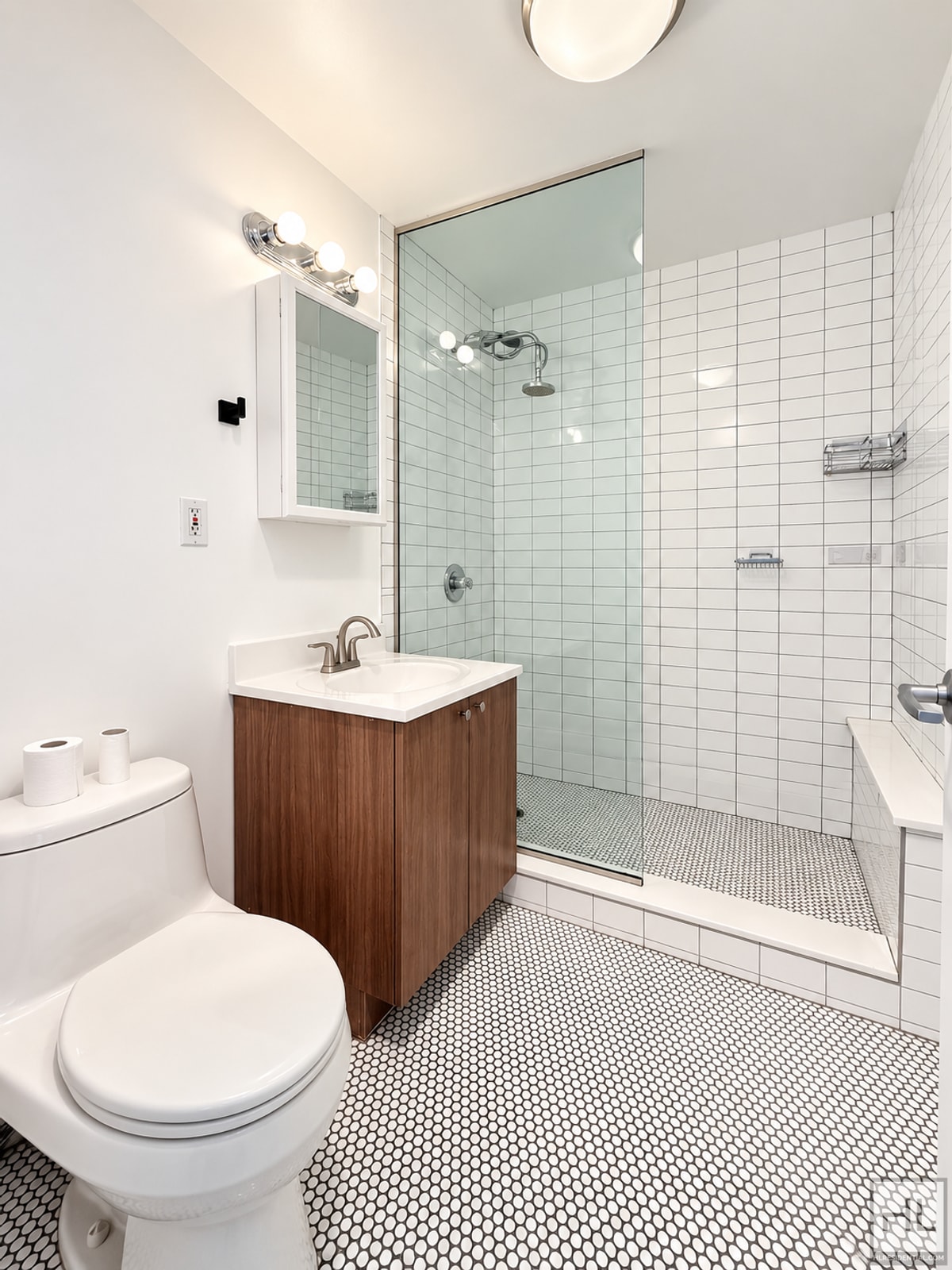 Building Photo - STANHOPE STREET / Bushwick 2-Bed 1 Bath