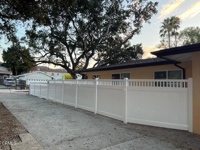 Building Photo - 8207 W Grenoble St