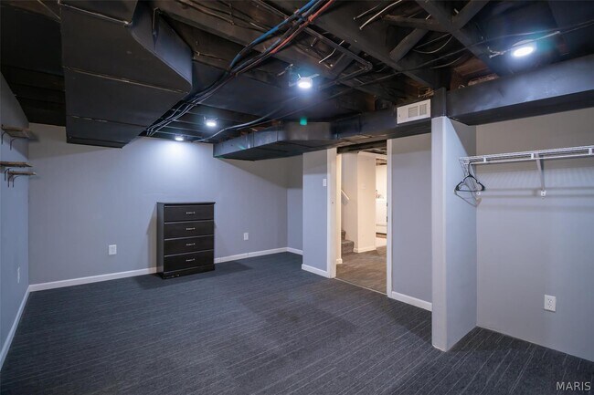 Building Photo - 330 Calvert Ave