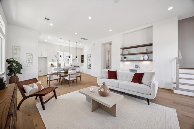 Building Photo - 2810 Mills St