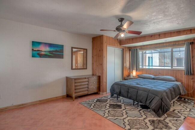 Building Photo - Spacious 4BR in Tucson