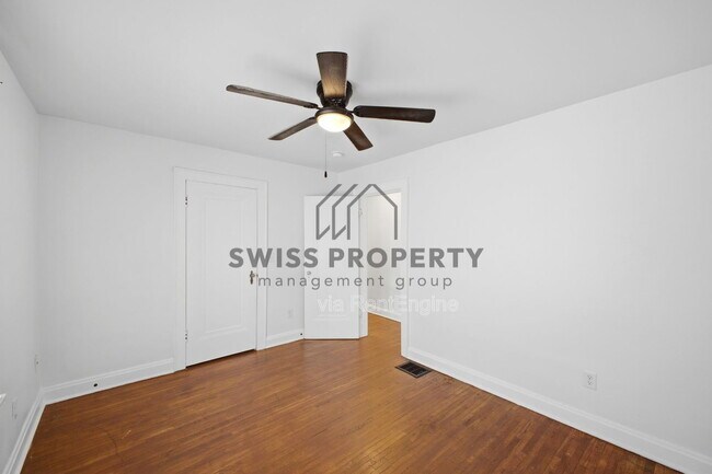 Building Photo - 417 S Huron Ave