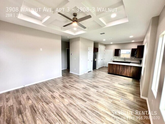 Building Photo - 3908 Walnut Ave