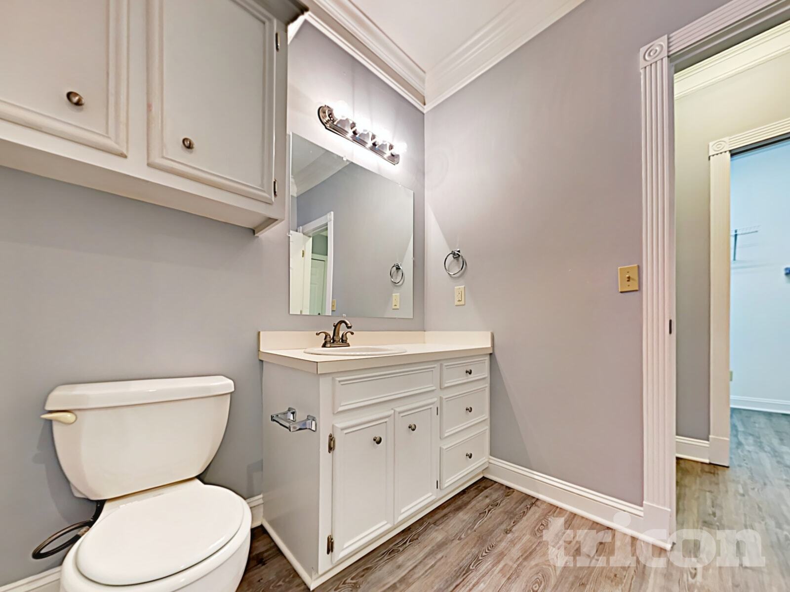 Building Photo - 242 Chisolm Cir
