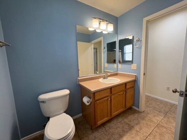 Building Photo - 4 bedroom two bath close to Cienega High S...