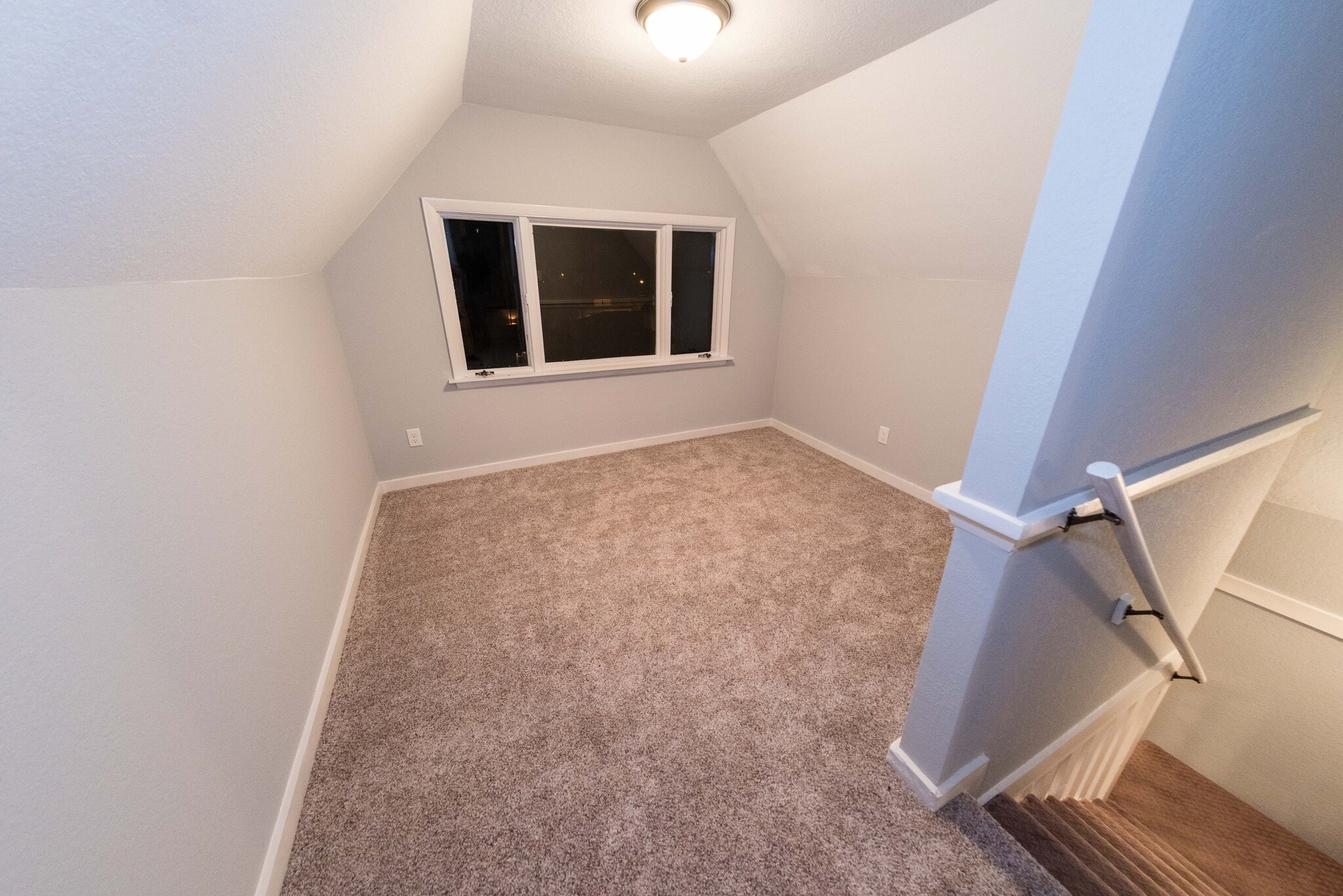 Den/BR2 - 3834 E Edgerton Ave