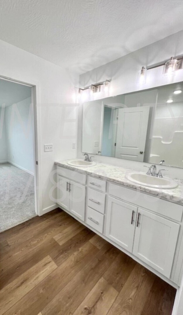 Building Photo - 478 E Lennox St