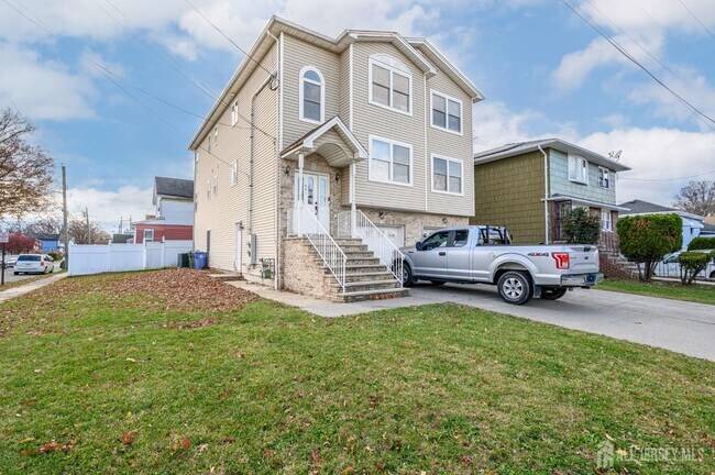 Primary Photo - 601 St Marks St