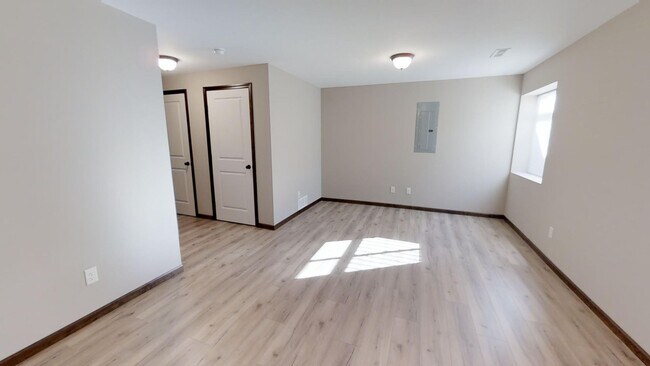 Building Photo - 8720 E Harry St