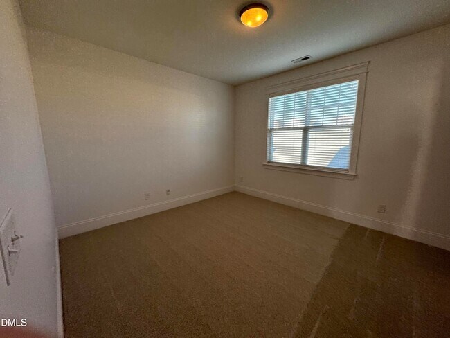 Building Photo - 1045 Philpott Dr