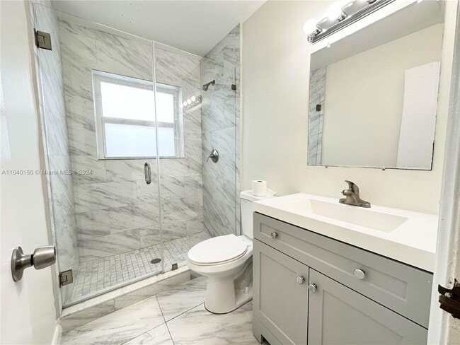 Building Photo - 1914 Dewey St