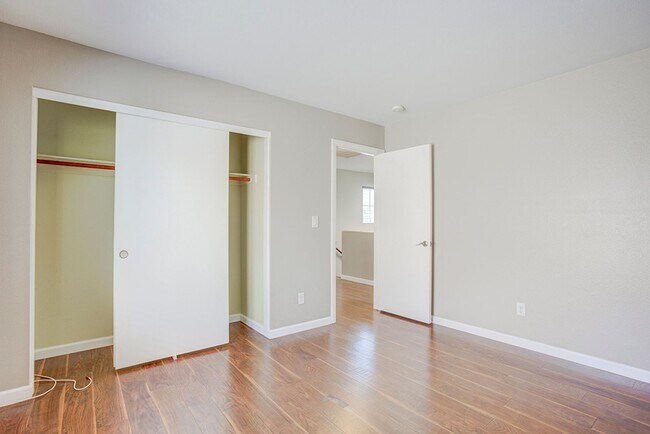 Building Photo - Status: Accepting Applications