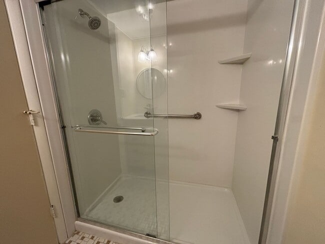 Building Photo - 5260 Crossbow Cir