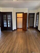 Building Photo - 48 Richmond Ave