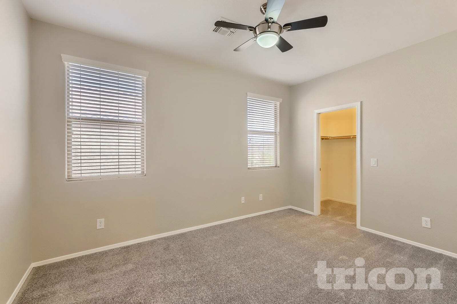 Building Photo - 43633 W Cydnee Dr