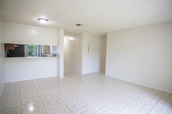 Building Photo - 4295 NW 114th Terrace