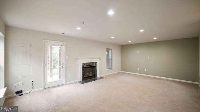Building Photo - 13650 Mills Farm Rd