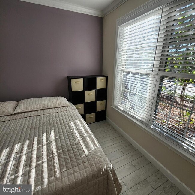 Building Photo - 255 S Pickett St