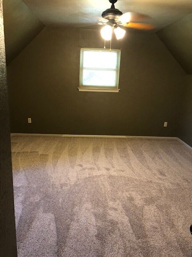 Building Photo - Private Lakefront Access, Peaceful neighborhood, Quick Access to I-820