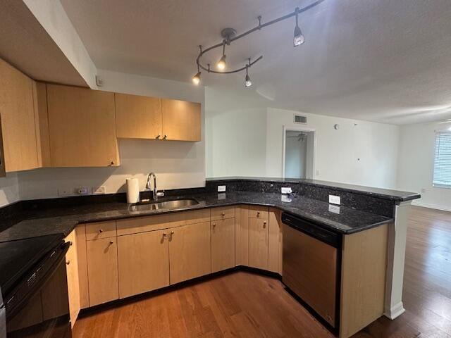 Building Photo - 401 Villa Cir