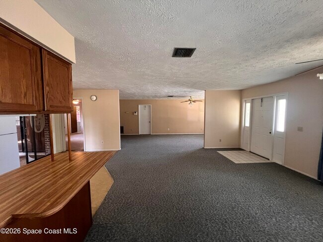 Building Photo - 1586 Wacker Ave SE