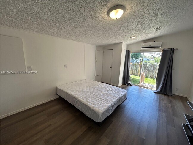 Building Photo - 10467 S 228th Ln