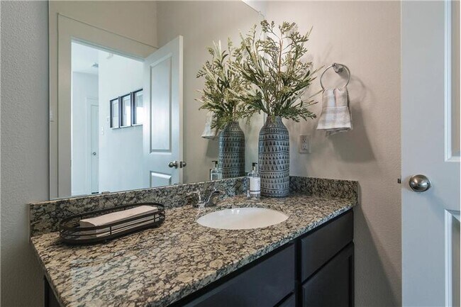 Building Photo - 151 Harvest Meadows Rd