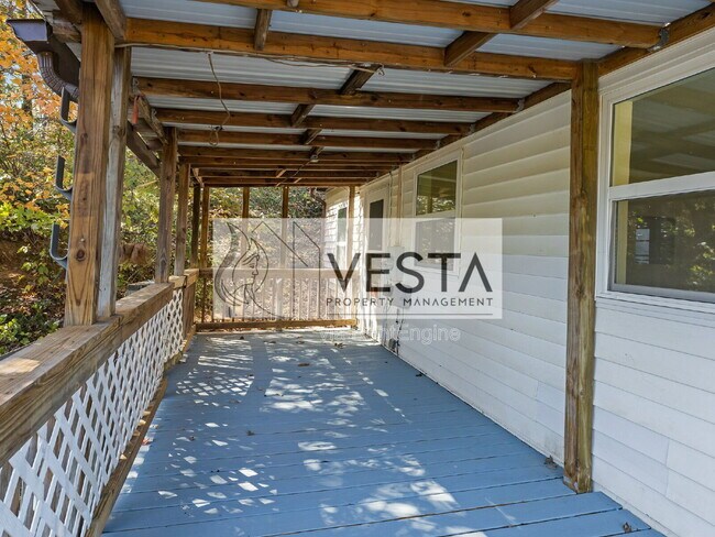 Building Photo - 78 Old Oak Hill Rd