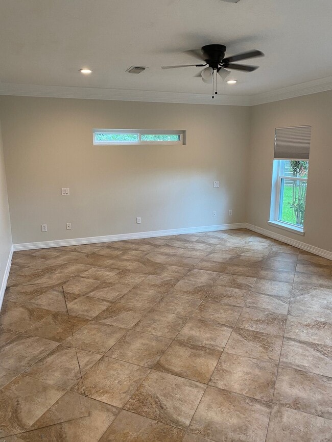 Building Photo - 7518 Nickaburr Creek Dr