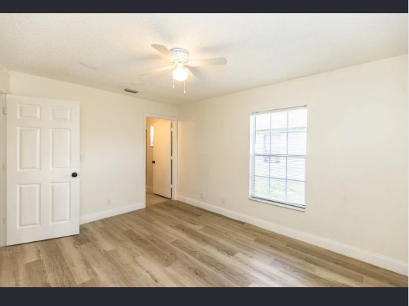 Building Photo - 2634 W 28th St