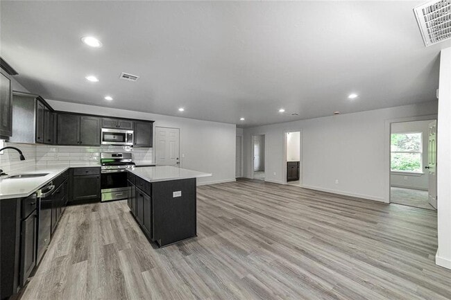 Building Photo - 1417 Mallard Dr