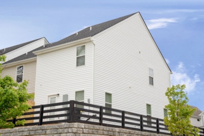 Building Photo - 2501 Napa Vly Wy