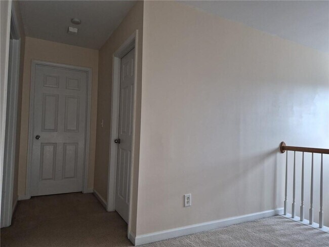 Building Photo - 5966 Haddon Pl SE