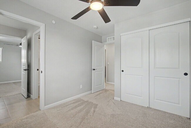 Building Photo - 1554 Rose Quartz Heights