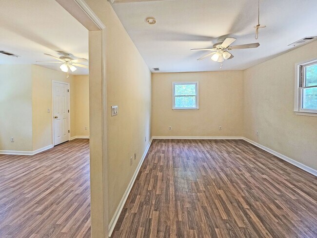 Building Photo - COMING: Spacious East Cobb Cape Cod with Main-Level Primary Suite & 3-Car Garage