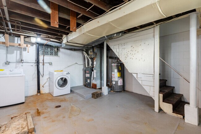 Building Photo - 1411 Brinton Rd